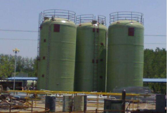 玻璃鋼鹽酸罐成品圖